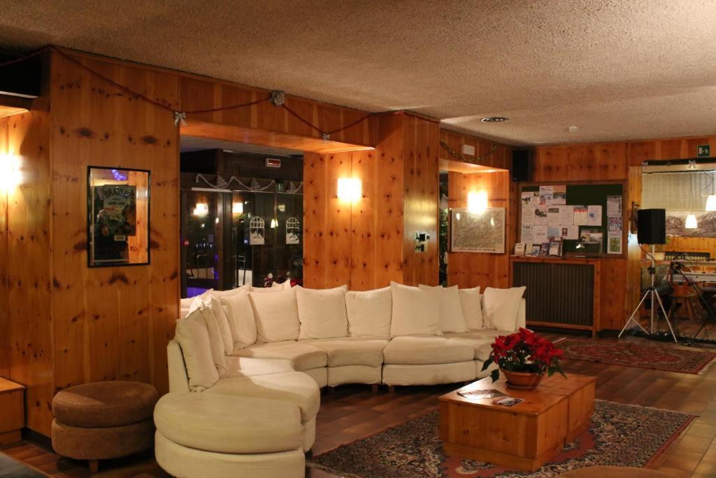 Hotel Nazionale Bormio Extérieur photo